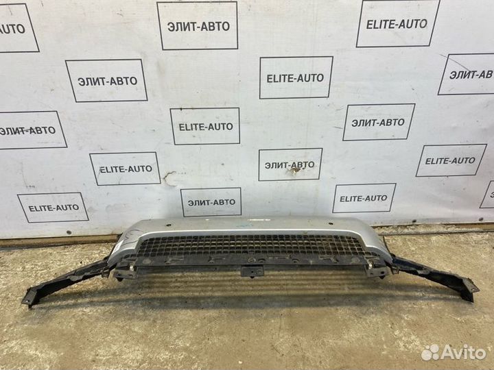 Решетка бампера Lr Defender 2 2020