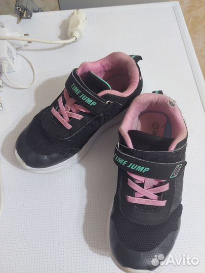 Кроссовки для девочки 32 размер