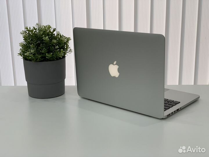 MacBook Pro Retina 2015 Core i5/ 16/256