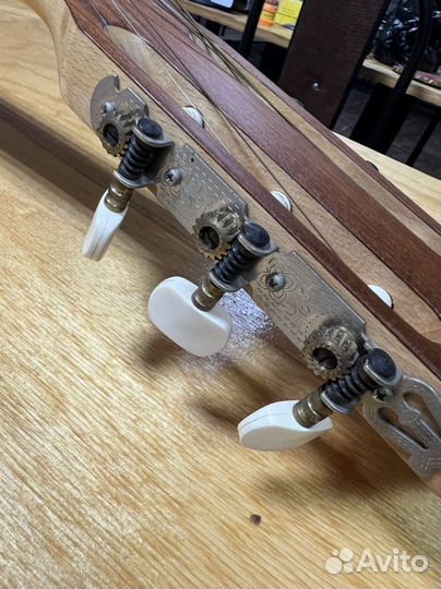 Классическая гитара