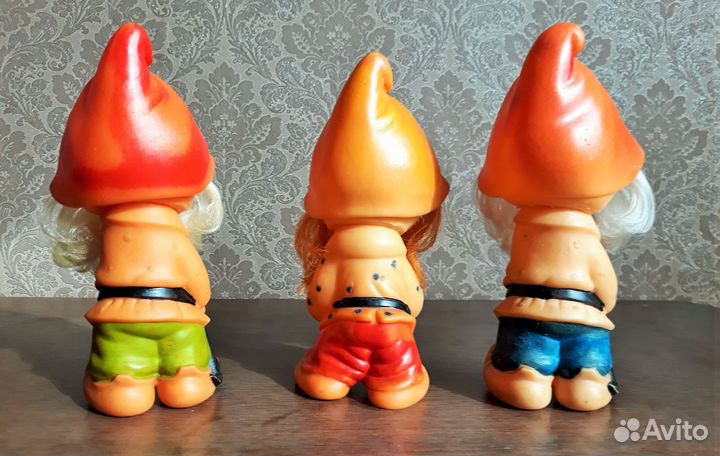 Игрушка резиновые гномы