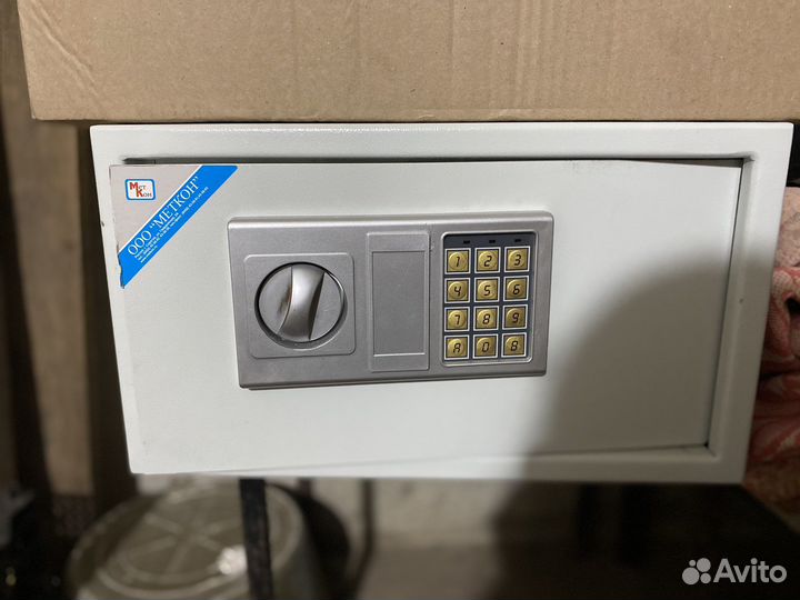 Сейф Меткон