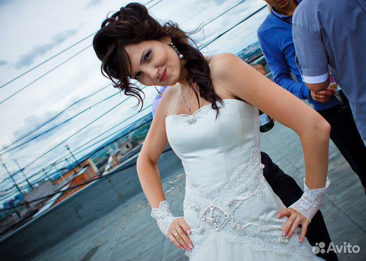 Красивое и элегантное свадебное платье