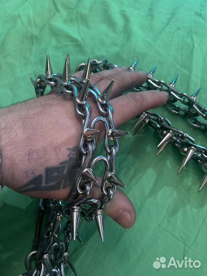 Ошейник с шипами