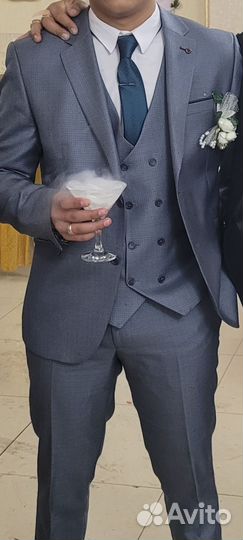 Классический костюм тройка
