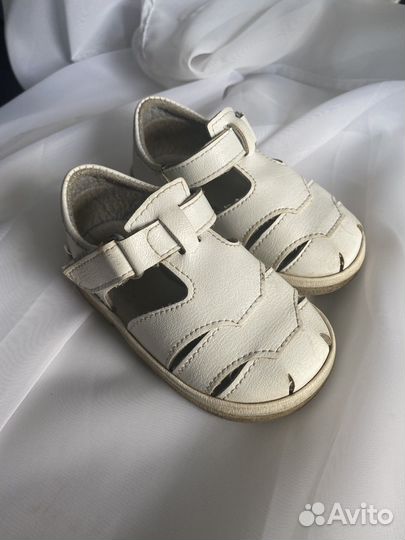Сандали для девочки