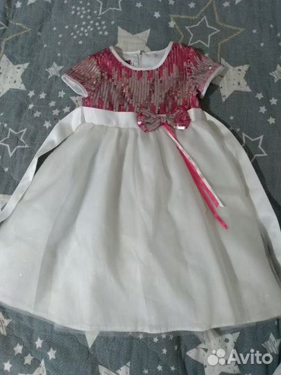 Нарядное платье для девочки