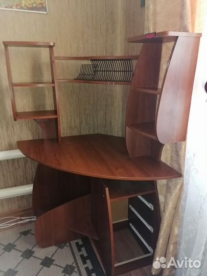 Компьютерный столик бу