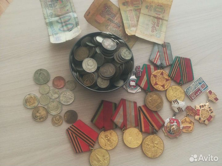Значки и медали СССР монеты СССР