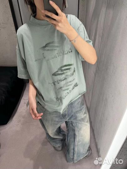 Футболка Balenciaga