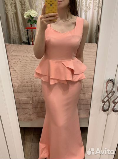 Нежное платье-годе на вечер