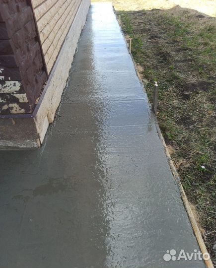 Бригада строителей