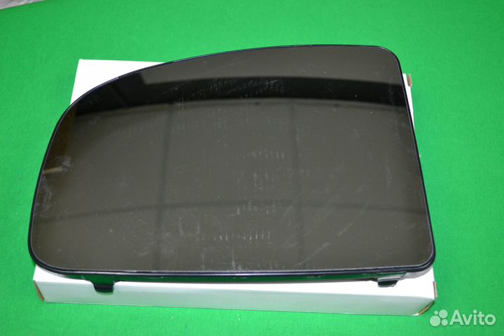 Боковое зеркало