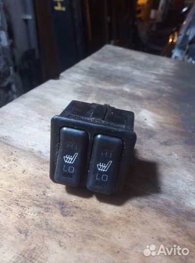 Кнопка подогрева сиденья mitsubishi lancer 9