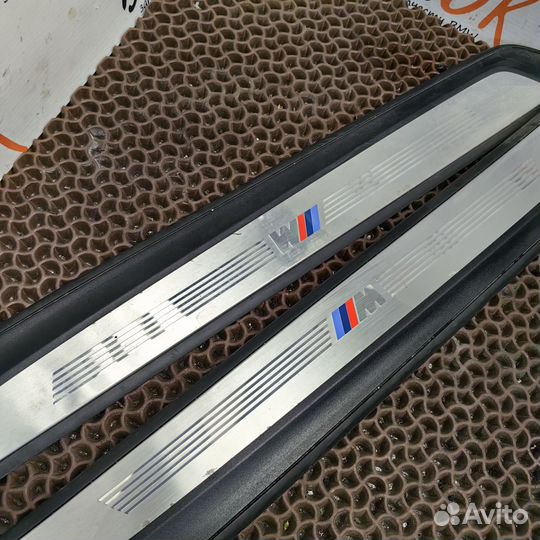 Накладки на порожки BMW x1 e84 M-tech