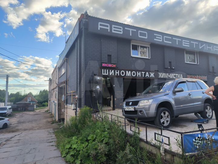 Гараж, > 30 м²