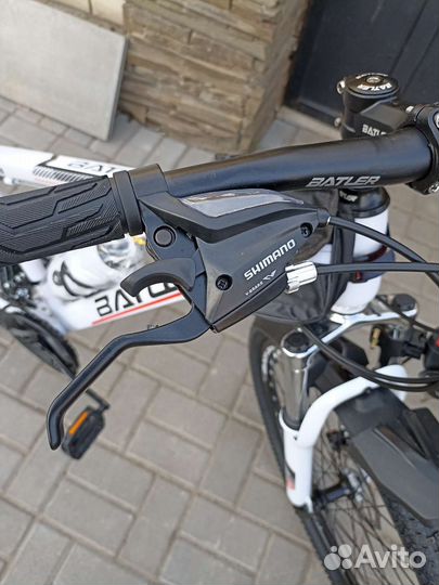 Новый велосипед 26 колеса,21 скорость shimano