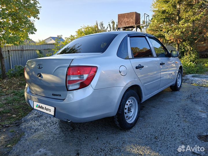 LADA Granta 1.6 AT, 2013, 136 000 км