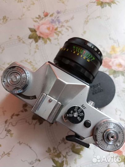 Плёночный фотоаппарат СССР zenit