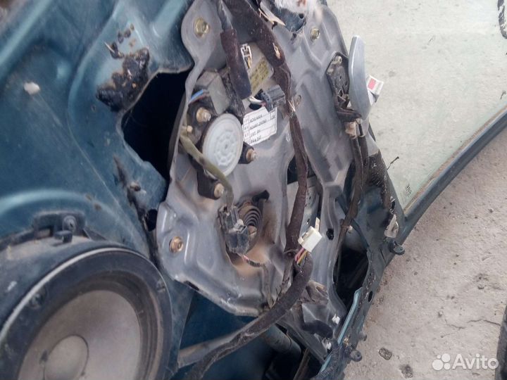 Hyundai santa fe дверь правая передняя