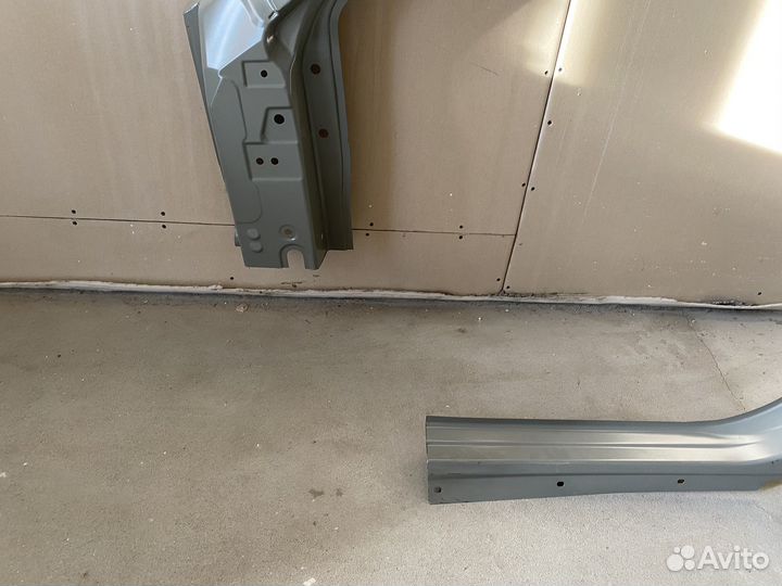 Левая боковина кузова nissan X-trail T32