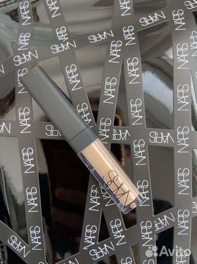 Косметика Nars румяна, бронзер, помады, бальзамы