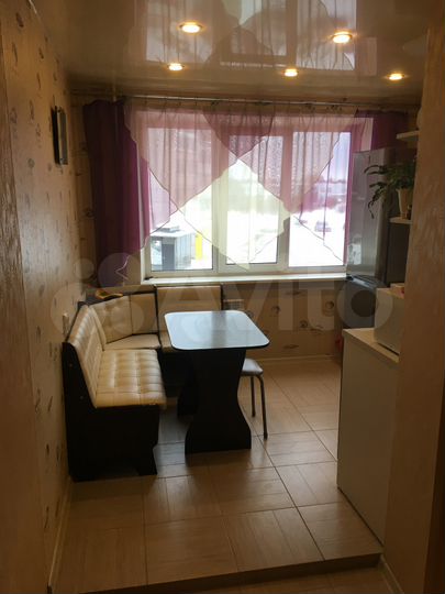 4-к. квартира, 74 м², 2/5 эт.