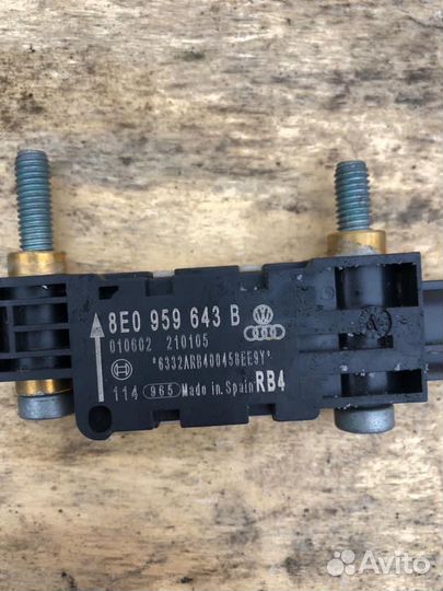 Датчик удара AIR BAG 8E0959643 B для Audi A4 B6 B7