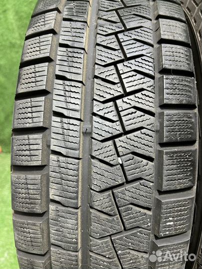 Pirelli Carrier Winter 165/70 R14 81Q