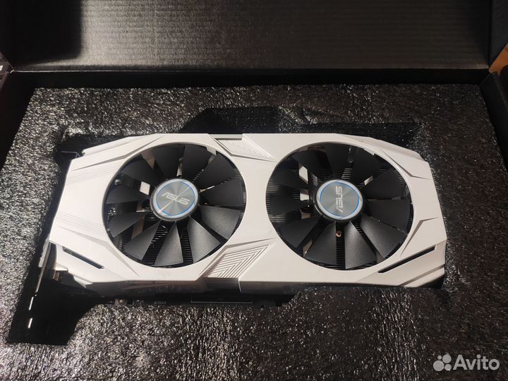 Видеокарта Asus GTX 1070 Dual