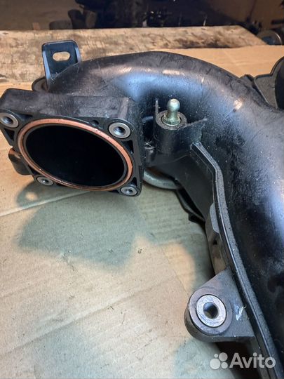 Впускной коллектор б/у Infiniti Q50 RV30