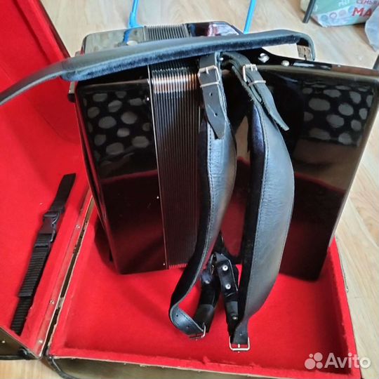 Аккордеон Weltmeister serino