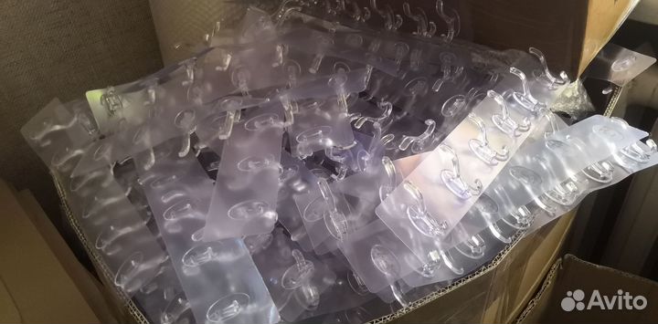 Крючки самоклеющиеся 6 в 1