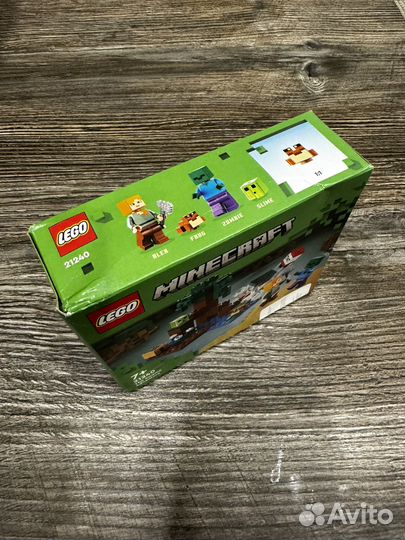 Конструктор lego Minecraft 21240