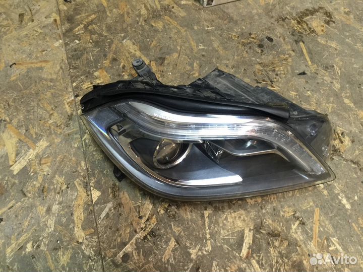 Мерседес GL 166 фара