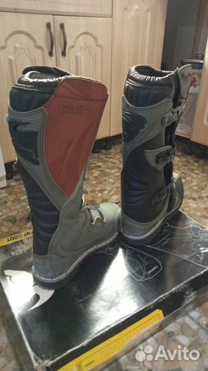 Мотоботинки