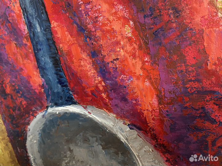 Много картин, натюрморты маслом