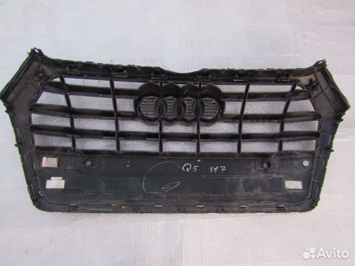 Решётка радиатора Audi Q5 II 80A853651A MX3