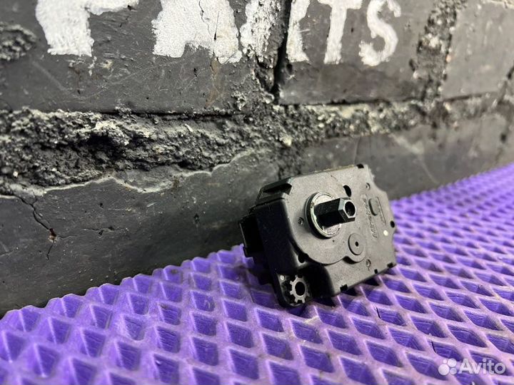 Сервопривод печки Nissan X-Trail NT32-002063