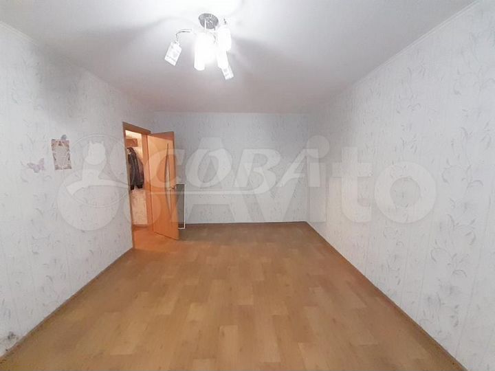 2-к. квартира, 49 м², 1/9 эт.