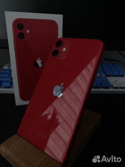 iPhone 11, 64 ГБ