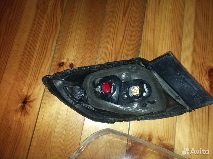 Фонарь задний правый мазда 3/mazda3/bk