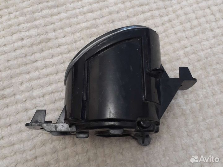 Фара противотуманная передняя левая Nissan Tiida