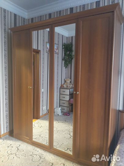 Шкаф для одежды бу