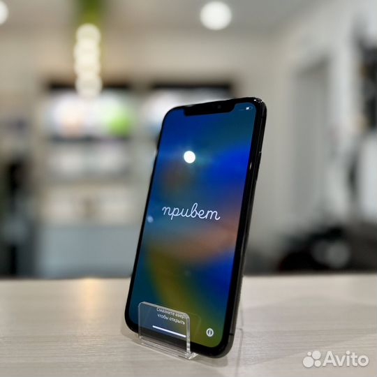 iPhone Xs, 64 ГБ