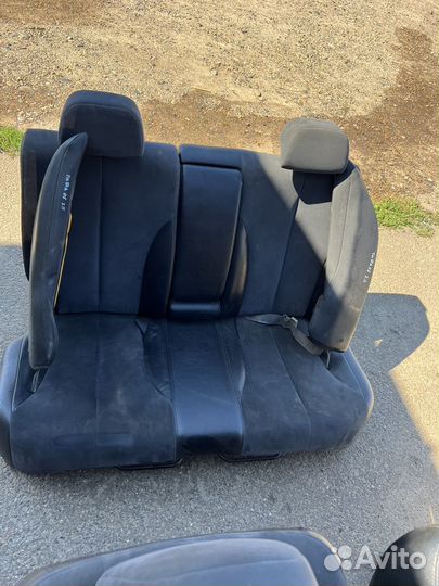 Комплект сидений nissan tiida с11