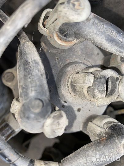 Трамблер 7K Toyota Town Ace Noah KR42V повреждена