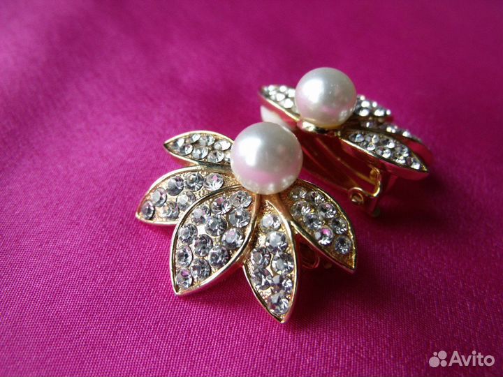 Клипсы Цветок кристаллы винтаж 1980е гг