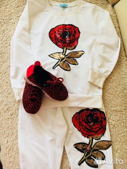 Костюм спортивный и кроссовки 29