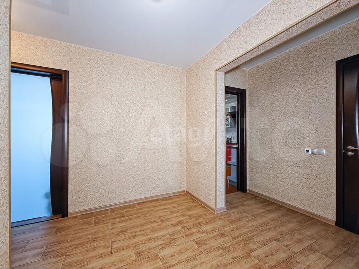 3-к. квартира, 84 м², 8/17 эт.